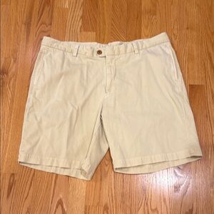 Men's khaki shorts